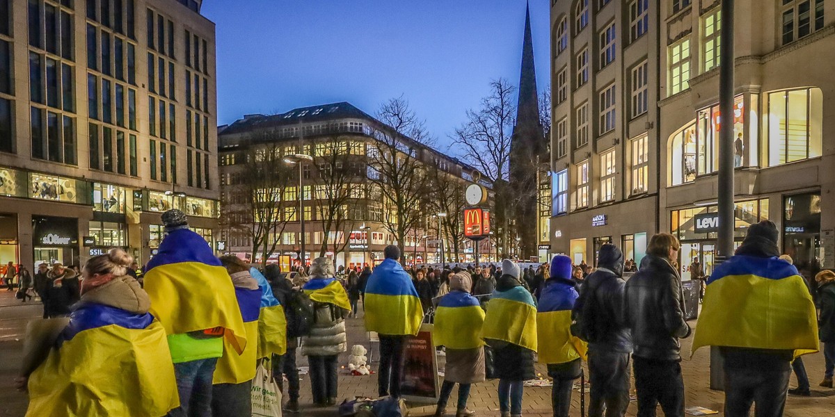 Uchodźcy z Ukrainy są kuszeni przez państwa Zachodu.