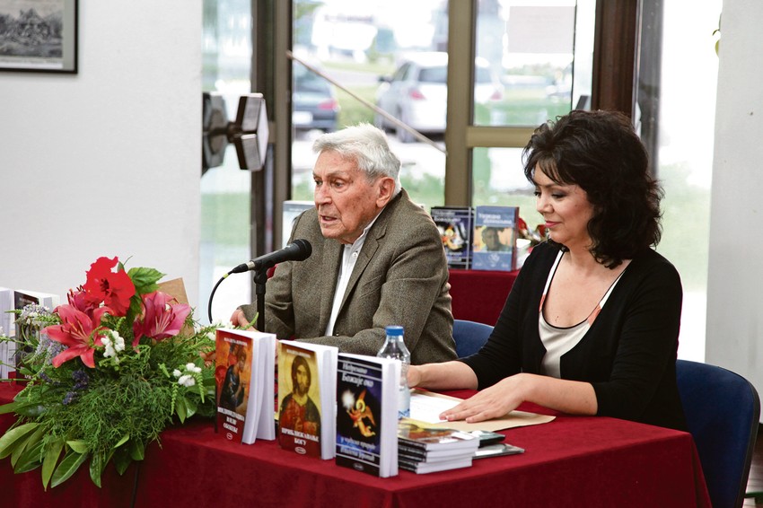 Sa Vladetom Jerotićem