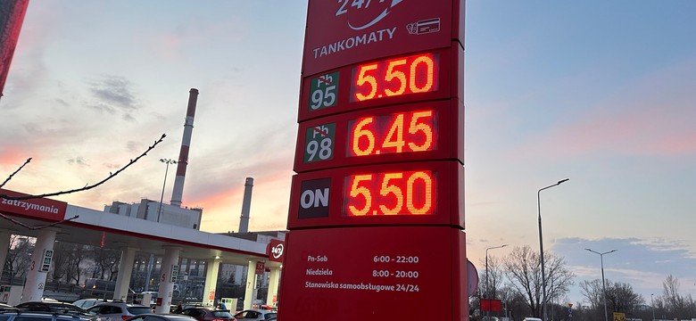 Benzyna 95 i diesel o 50 groszy taniej. Szalona promocja w całej Polsce. Lista stacji