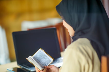 W pracy bez krzyżyka lub hidżabu. Ważny wyrok TSUE