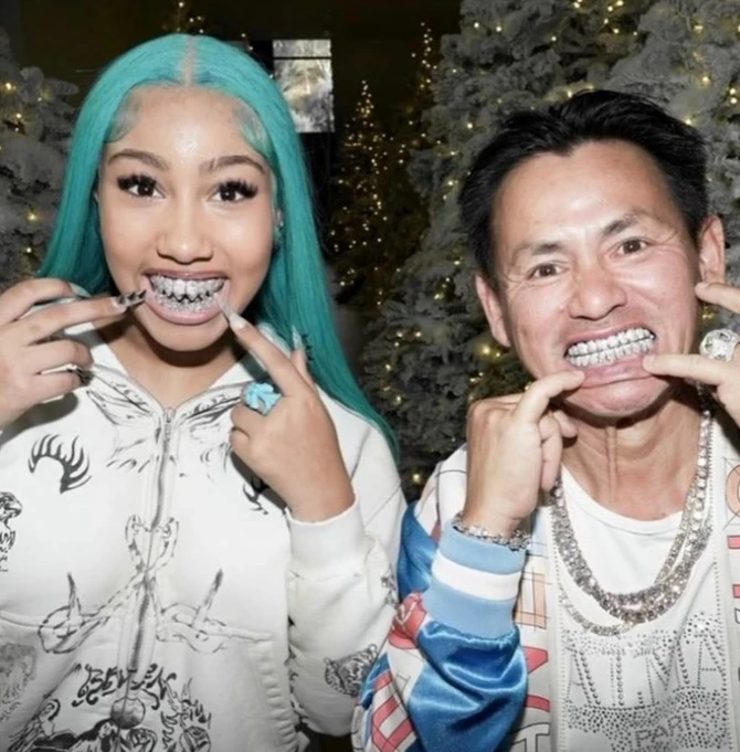 Nort Vest i poznati draguljar