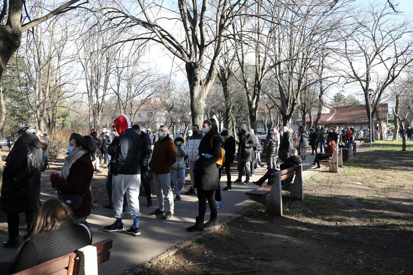 Red za pregled u kovid ambulanti