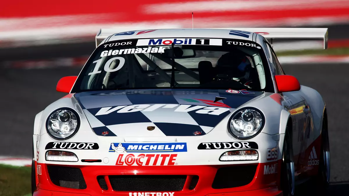 Trzech Polaków w Porsche Mobil 1 Supercup