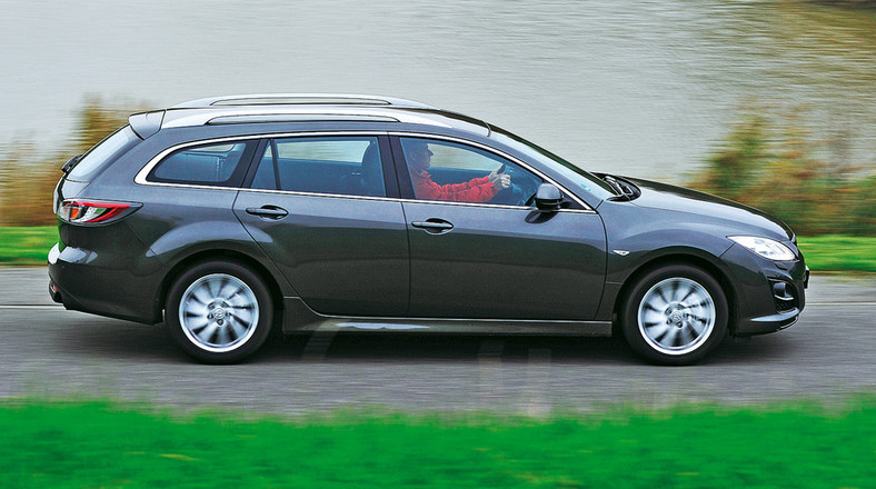 Mazda 6 kontra Skoda Superb i Opel Insignia: czy kombi może być luksusowe?