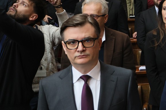 Jovanov: "Plato ispred Skupštine preplavljen pozitivnom energijom"