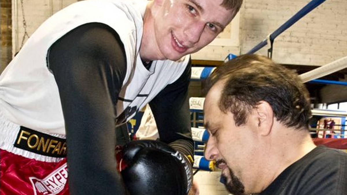 16 grudnia w Chicago kolejną zawodową walkę stoczy mistrz WBO Ameryki Północnej kategorii półciężkiej Andrzej Fonfara. Rywalem "Polskiego Księcia" będzie Phil Williams.