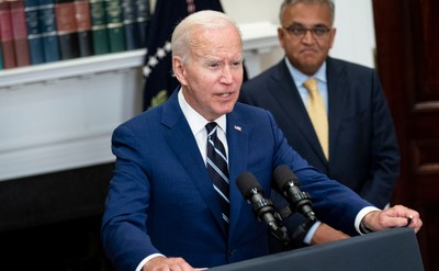 Biden wezwał Kongres do zawieszenia federalnego podatku na paliwo