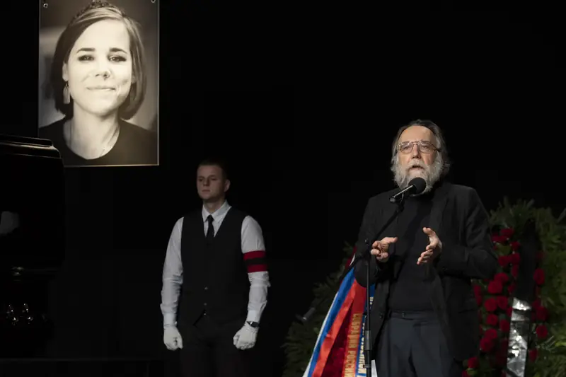 23 sierpnia, Moskwa. Pogrzeb Darii Duginy, córki rosyjskiego socjologa i filozofa Aleksandra Dugina / Evgenii Bugubaev, Anadolu Agency, Getty Images