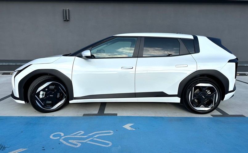 Nowa Kia EV4