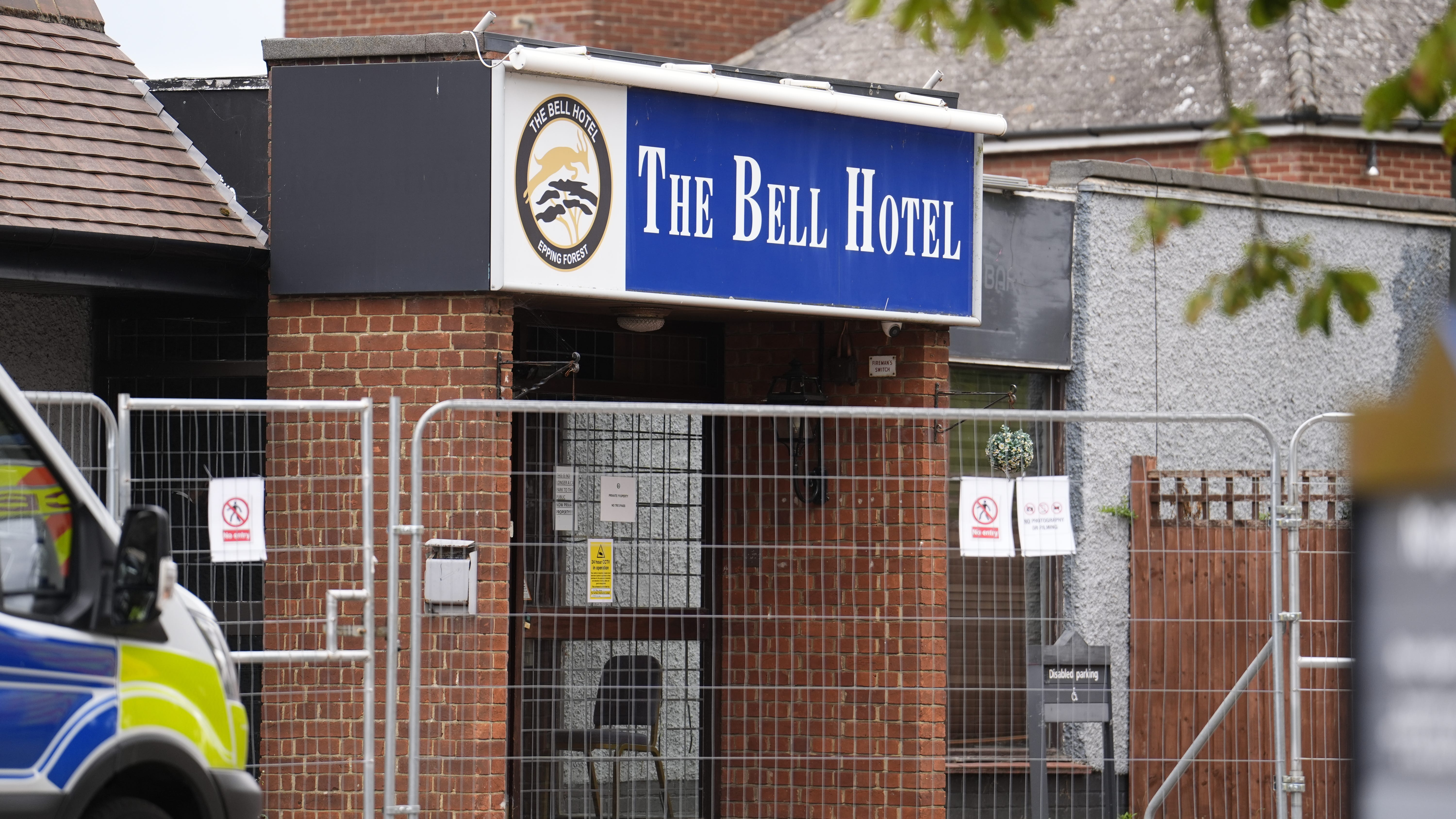 Opposition slams council over costly asylum hotel legal fight