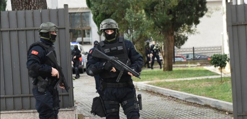 Velike mere obezbeđenja  /Foto: Vijesti.me/Savo Prelević