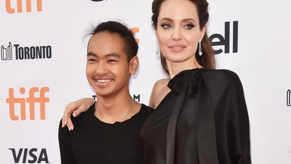 Elrabolhatták az igazi szüleitől Angelina Jolie és Brad Pitt fogadott fiát? Megdöbbentő dologra derült fény