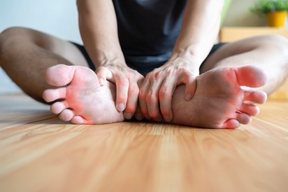 Tényleg elég köszvény ellen C-vitamint szedni? Ez a szakgyógyszerész válasza
