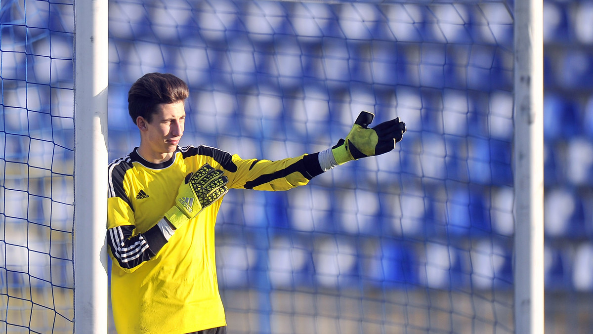 17-letni bramkarz Liverpoolu FC, Kamil Grabara, znalazł się w gronie sześćdziesięciu największych talentów piłkarskich z rocznika 1999, wybranych przez ekspertów "Guardiana". Golkiper latem trafił do Anglii z Ruchu Chorzów.