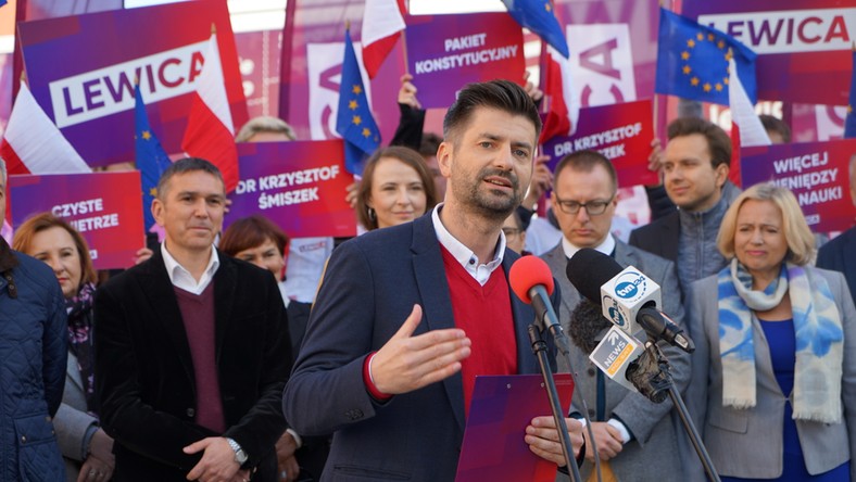 irlandzkie strony z gejami czy trudno jest umawiać się z kimś w wojsku?