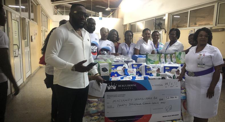 Prophet Eric Boahen donates to Korle-Bu Maternity Ward