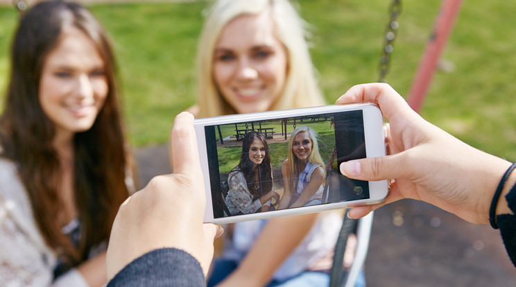 A gyorsan lemerülő akkumulátorok mellett a szűkös tárhely okozza a legtöbb bosszúságot az
okostelefonok tulajdonosainak /Fotó: Shutterstock