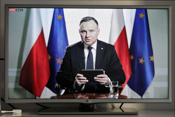 Zgodnie z obietnicą Prezydent RP Andrzej Duda niezwłocznie po zakończeniu prac parlamentarnych podpisał ustawy tworzące Tarczę Antykryzysową - poinformował rzecznik prezydenta