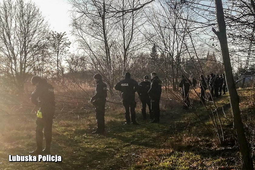 Okrutna zbrodnia w Witoszynie. Zabił ojca i spalił?