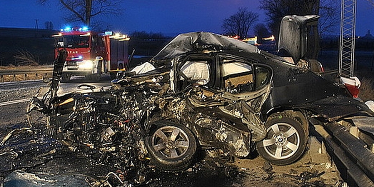 Pędzili pod prąd 140 km na godz. To było samobójstwo