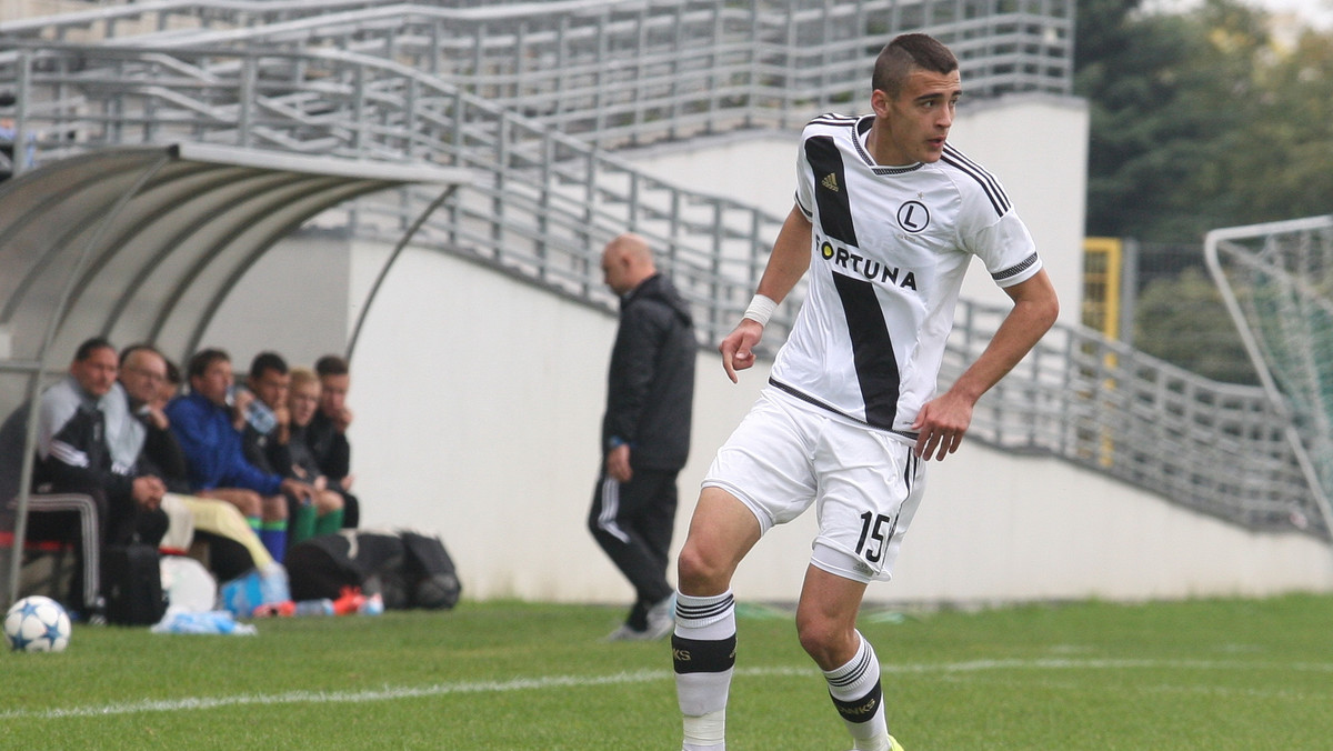 Legia Warszawa po bramce w ostatniej akcji meczu zremisowała ze Sportingiem Lizbona 2:2 (1:1) w spotkaniu drugiej kolejki młodzieżowej Ligi Mistrzów UEFA Youth League. Dla Wojskowych był to pierwszy zdobyty punkt w tych rozgrywkach.