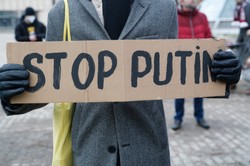 Trybunał w Hadze: Możliwe śledztwo ws. ludobójstwa i zbrodni wojennych na Ukrainie