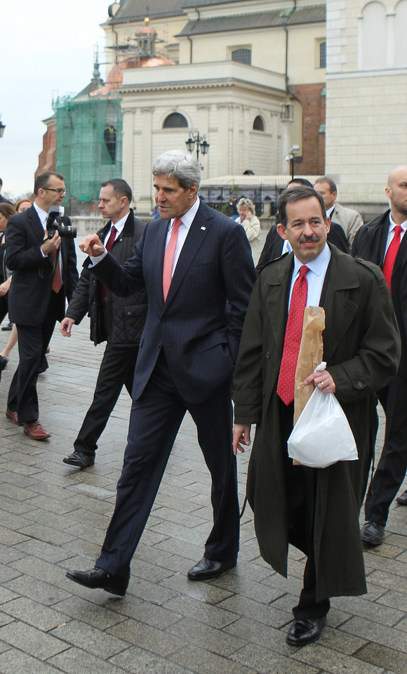 John Kerry spacerował po Warszawie