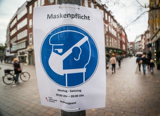 Koronawirus w Europie. Miliardy euro dla ofiar lockdownu