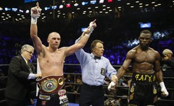 Boks: Głowacki obronił tytuł mistrza świata WBO. Rywal cztery razy na 'deskach'
