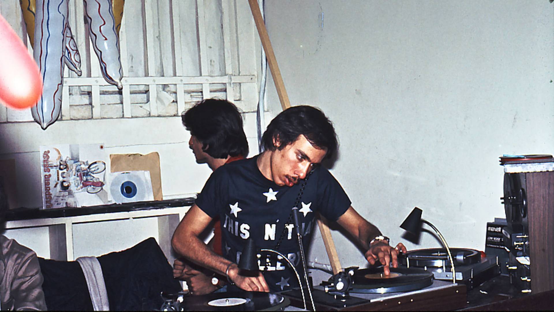 DJ Nicky Siano, rezident STUDIJA 54 i disko pionir: O '70tim u Njujorku, meditaciji i LGBT aktivizmu
