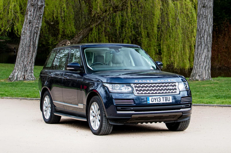 cambridge-rangerover-bonhams