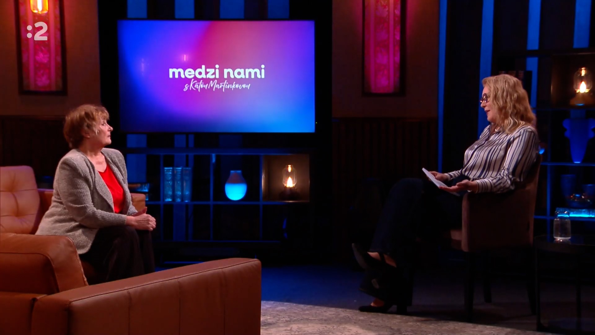 Talkšou Medzi nami s Katou Martinkovou: herečka Eva Večerová.