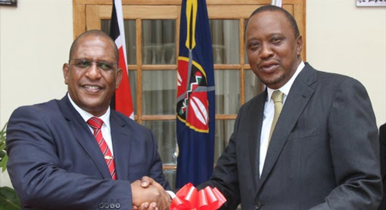 President Uhuru Kenyatta (right) and Environment CS Keriako Tobiko