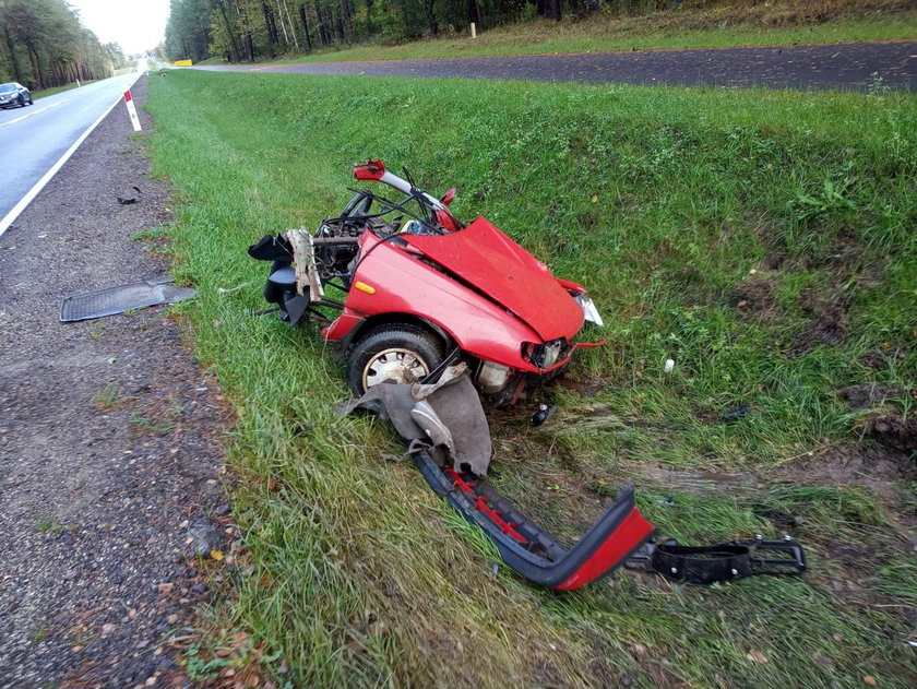 Samochód rozerwało na pół! Horror w Podlaskiem