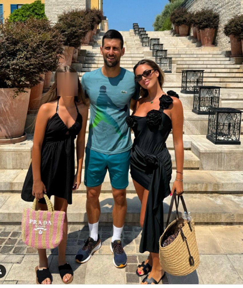 Sofija i Viktorija sa Đokovićem