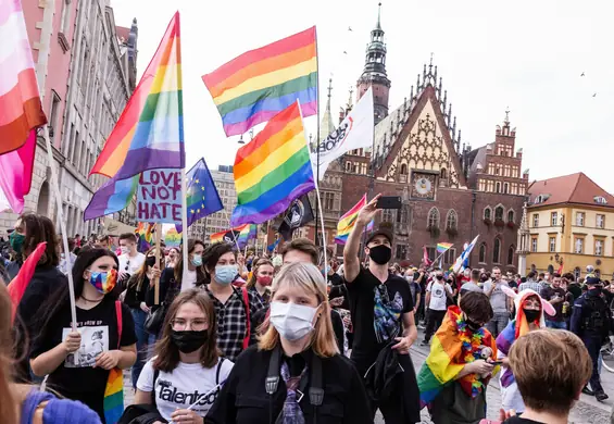 Wrocław przyjął Deklarację Szacunku i Praw Człowieka. Kontra dla "Stref wolnych od LGBT"