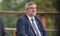 Ardanowski: Część posłów zawieszonych za głosowanie ws. piątki dla zwierząt chce stworzyć własne koło