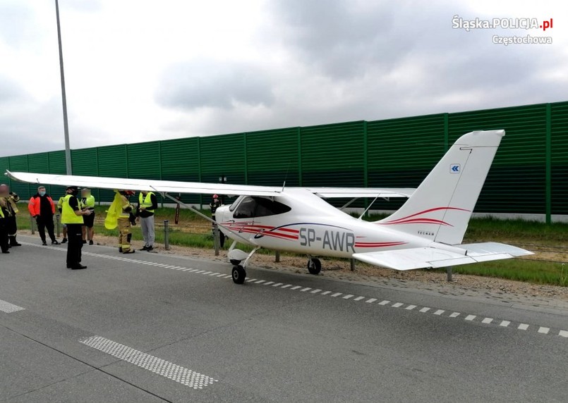 Awionetka wylądowała na autostradzie A1