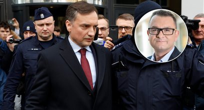 Specjalista od mowy ciała komentuje zachowanie Ziobry: "bawił się przednio"