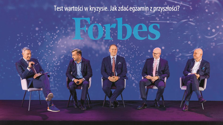 O wyzwaniach i szansach stojących przed firmami rodzinnymi podczas debaty Forum Firm Rodzinnych mówili (od lewej): Paweł Zielewski, „Forbes”, Piotr Grabowski, GWLAW, Bartosz Góźdź, Polskie Zakłady Zbożowe, Michał Rakowski, Amica, Andrzej Gliński, Bank Millennium.