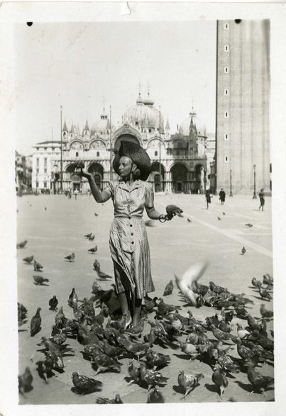 Tamara Łempicka na Placu Świętego Marka w Wenecji (1950)