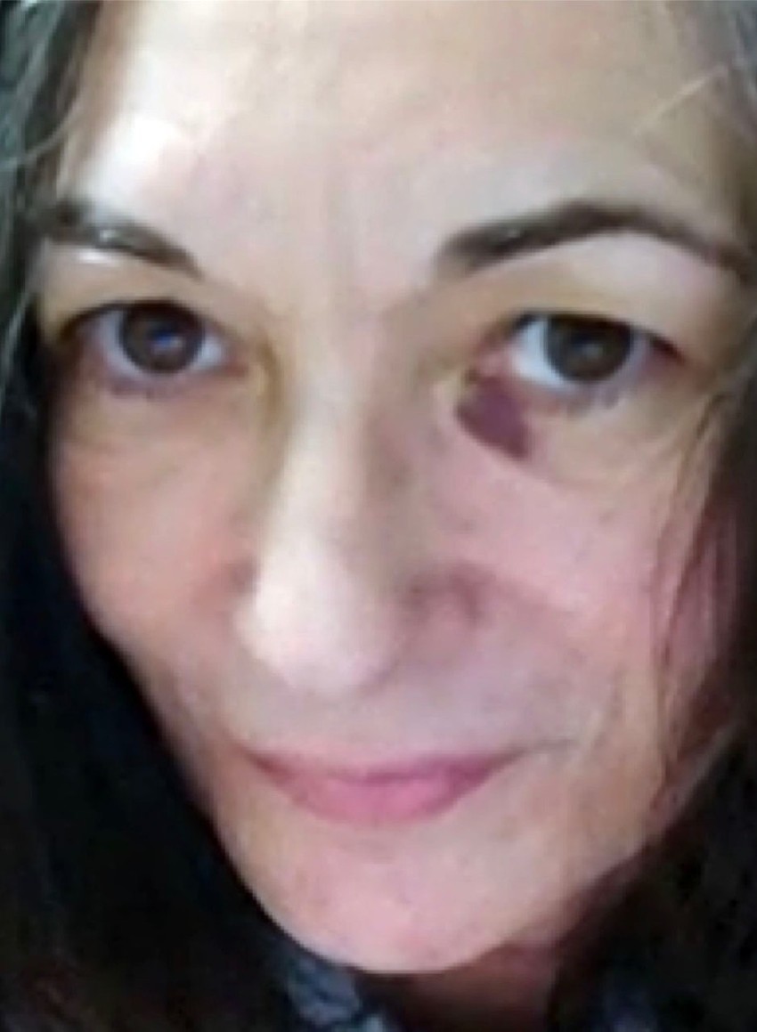 Gilejn Maksvel na prvoj fotografiji nakon hapšenja 2020.