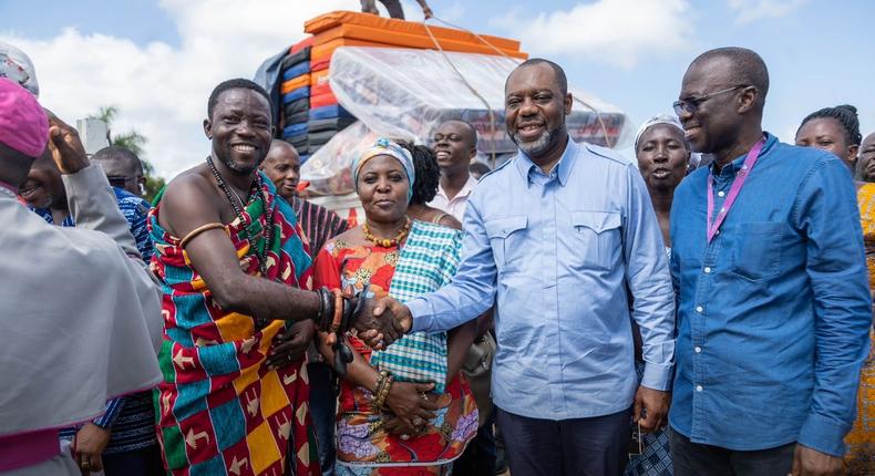 Matthew Opoku Prempeh visits communities affected by Akosombo dam spillage