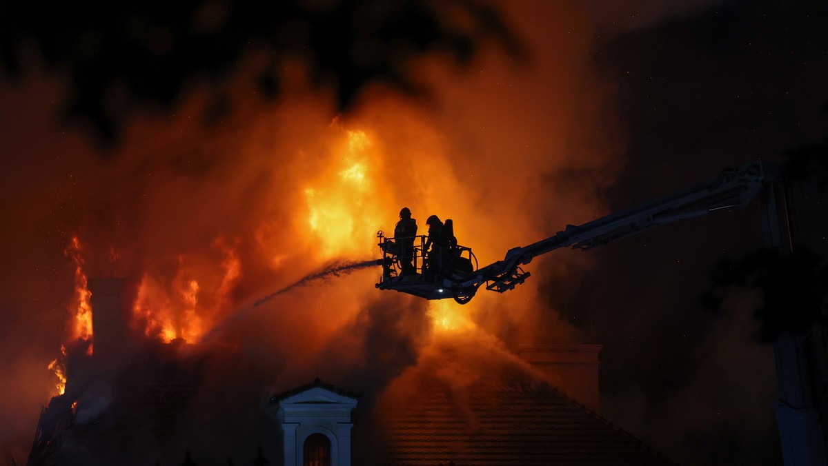 Spłonął barokowy pałac pod Poznaniem