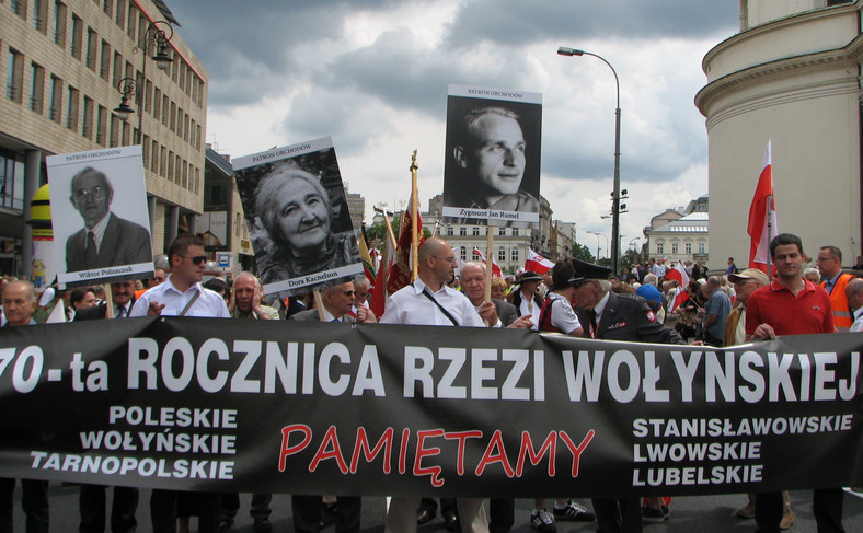 Marsz Pamięci w 70. rocznicę "Krwawej Niedzieli" - Warszawa, 11 lipca 2013 r., fot. Lechosław Domaszewicz
