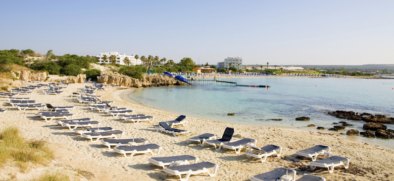 Najpiękniejsze plaże Cypru i najsłynniejsze antyczne zabytki