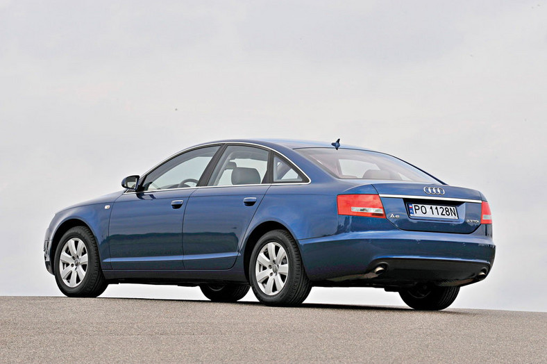 Audi A6 III (2004-11) - polecamy wersje: 2.4, 2.0 CR TDI i 3.0 TDI. Cena od 25 000 zł