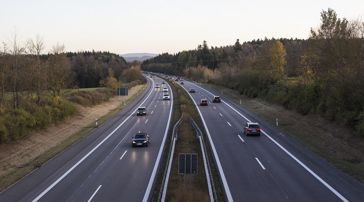 Szlovéniában lekapcsolják éjszakára az autópályák világítását azokon az autópálya-szakaszokon, ahol ezt a törvény lehetővé teszi/ Illusztráció: Pixabay