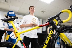 'Złoty Rower' dla Tadeja Pogacara. Słoweniec najlepszym kolarzem 2021 roku