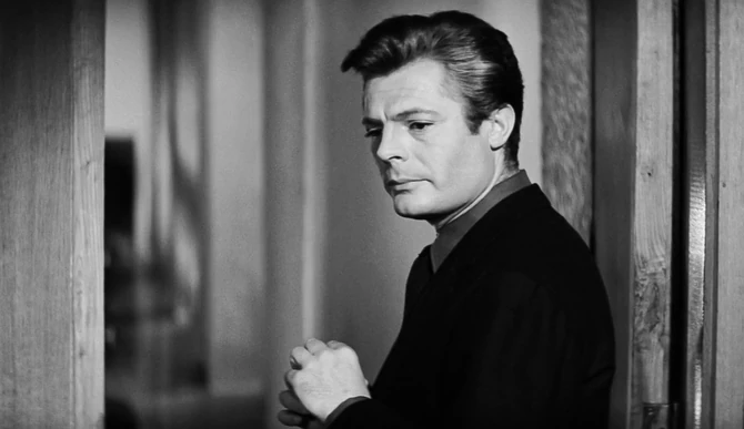 Marčelo Mastrojani bio je ikona italijanskog filma i jedan od najpoželjnijih muškaraca svog vremena